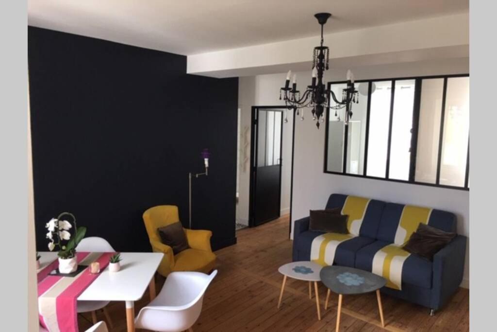 Appartement De Caractere Avec Terrasse. La Rochelle  Exterior photo